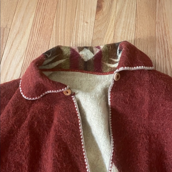 Womens Poncho One Size Southwestern Fringe Rustic Red Geometric Aztec Cape - Picture 2 of 9